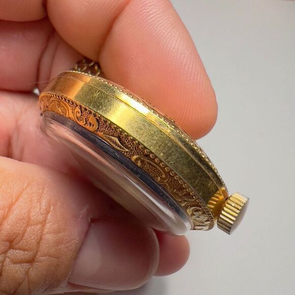 Customtime | Unisex | Pocket Watch | One Size | Retro Style Etched Analog Gold W - Picture 3 of 5